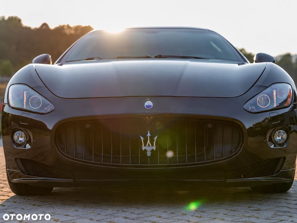Maserati GranTurismo S Automatik - 16