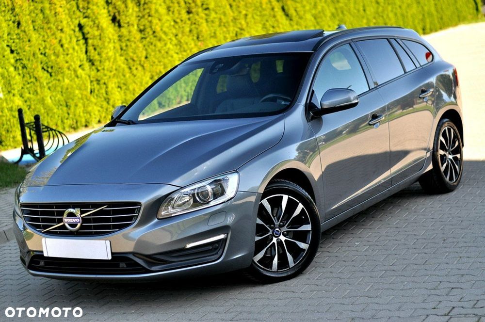 Volvo V60 D3 Drive-E Summum - 1