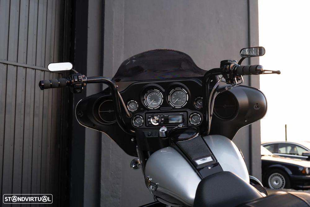 Harley-Davidson Electra Electra Glide Ultra Edition 100 anos - 8