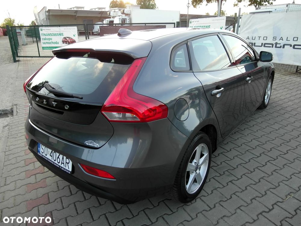 Volvo V40 D2 Kinetic - 8