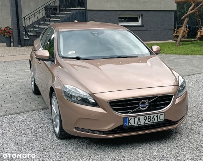 Volvo V40 D4 Summum - 2