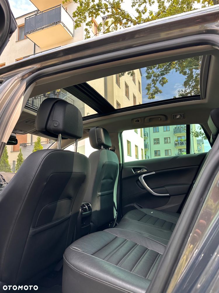 Opel Insignia - 12
