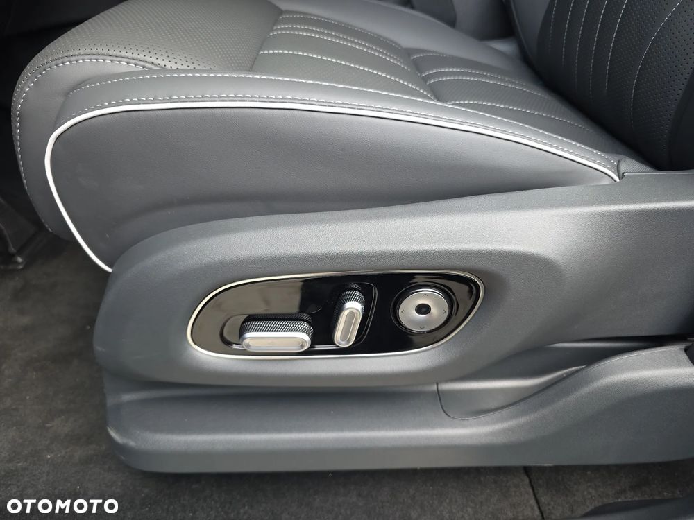 XPeng X9 110kWh AWD Performance Pro - 10