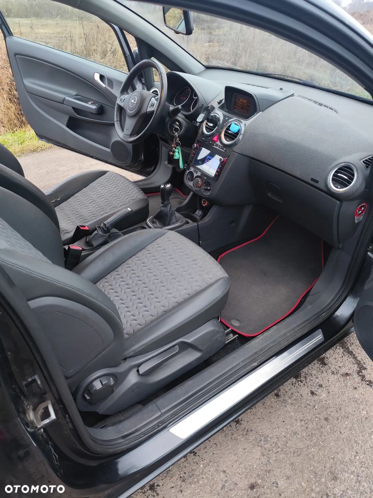Opel Corsa - 11