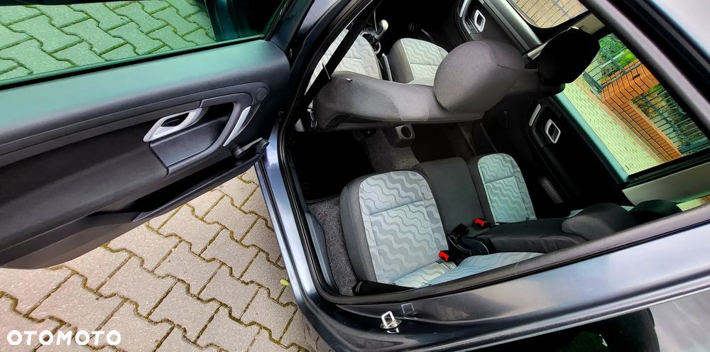 Skoda Roomster - 15