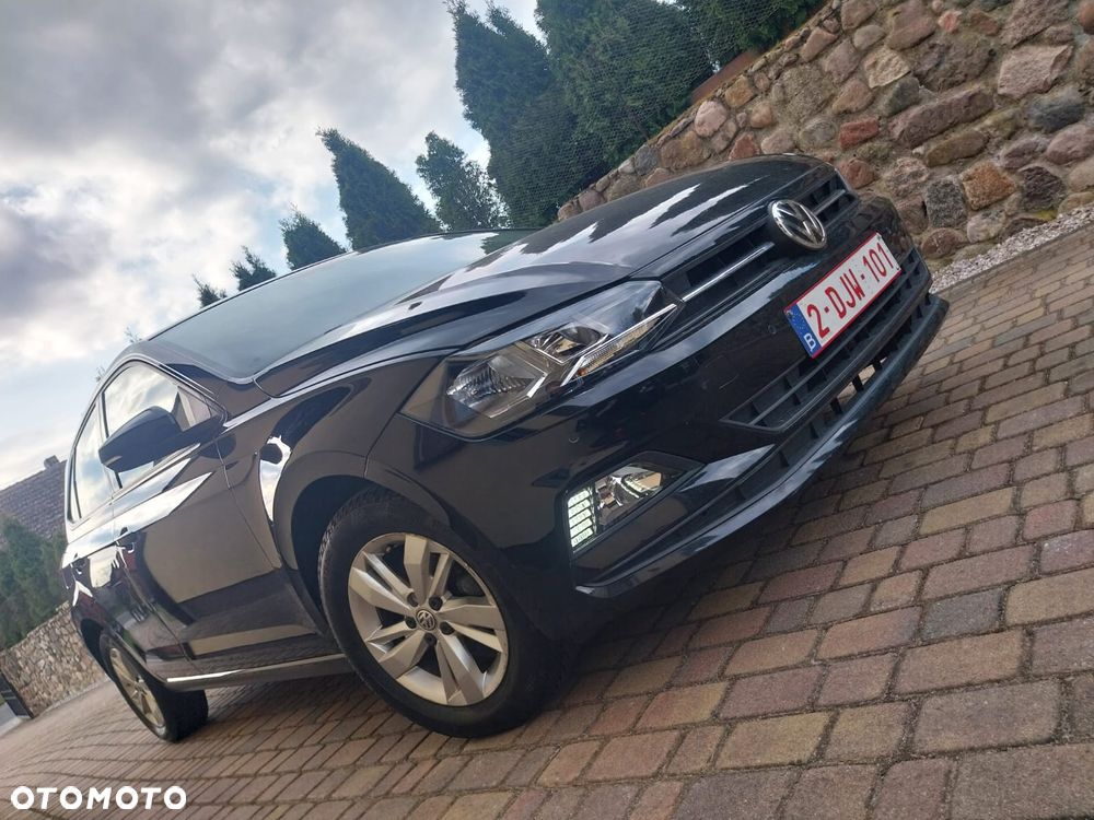 Volkswagen Polo - 1