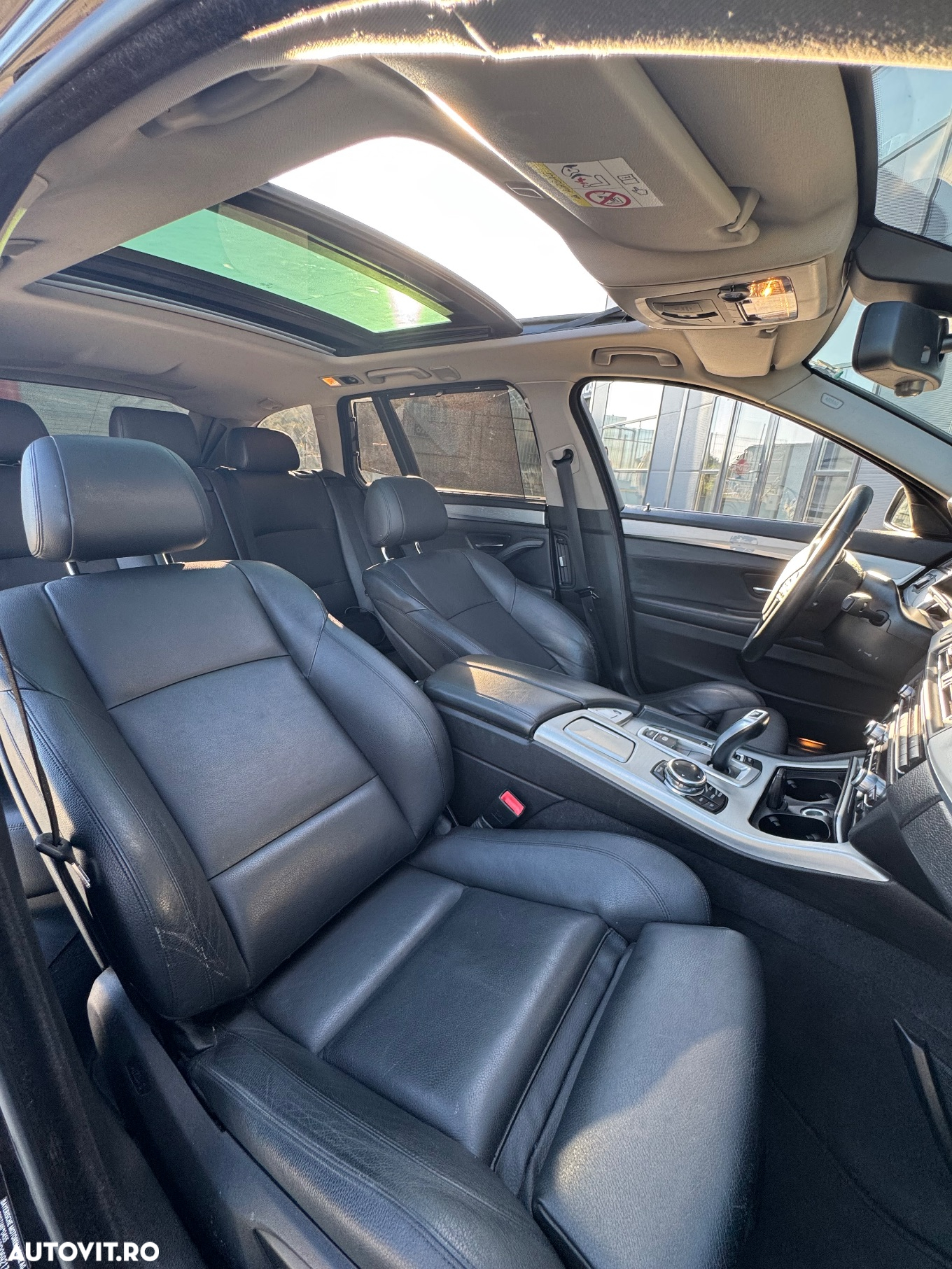 BMW Seria 5 520d Touring Aut. - 12