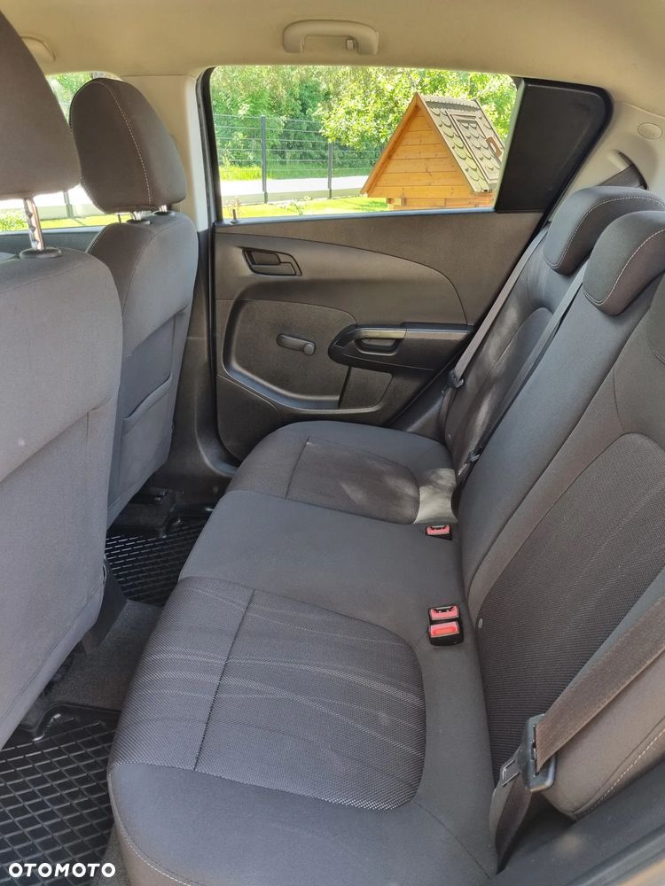 Chevrolet Aveo 1.2 LS - 8
