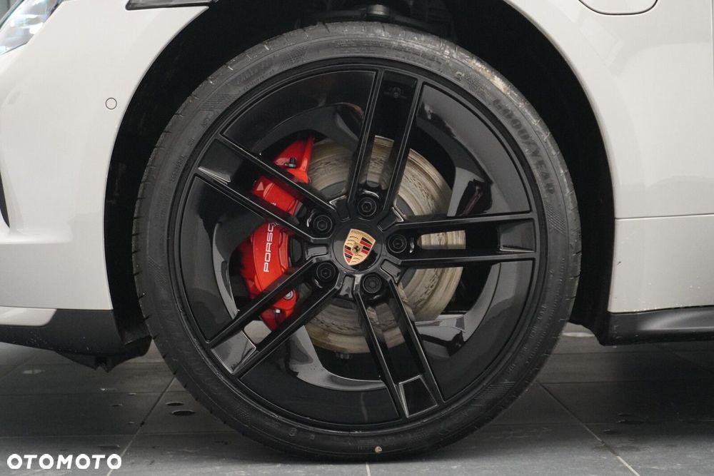 Porsche Taycan 105kWh 4S Performance Plus - 8