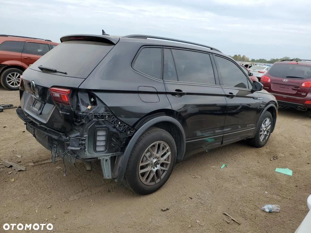 Volkswagen Tiguan - 4