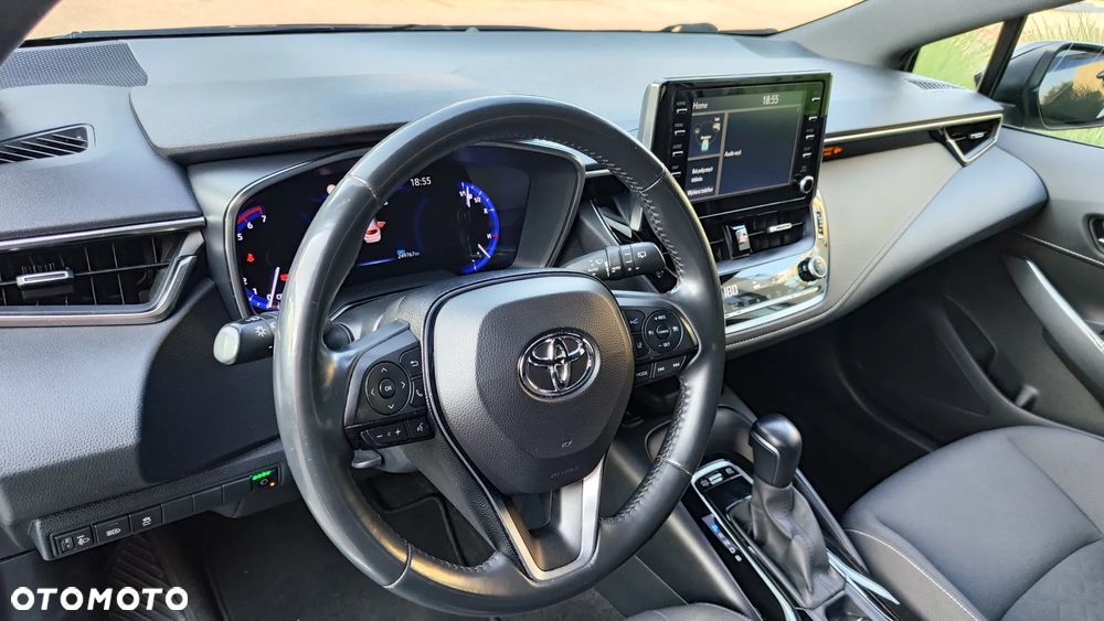 Toyota Corolla - 10