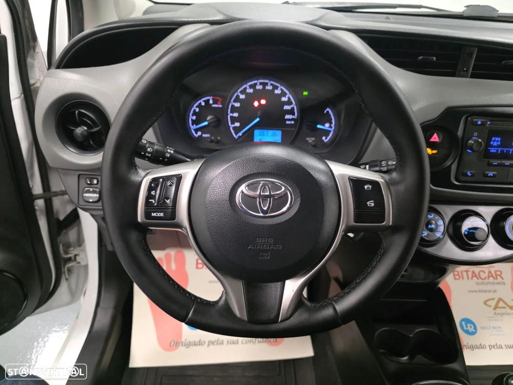 Toyota Yaris BIZZ 1.4 D-4D 90CV IVA DEDUTIVEL - 12