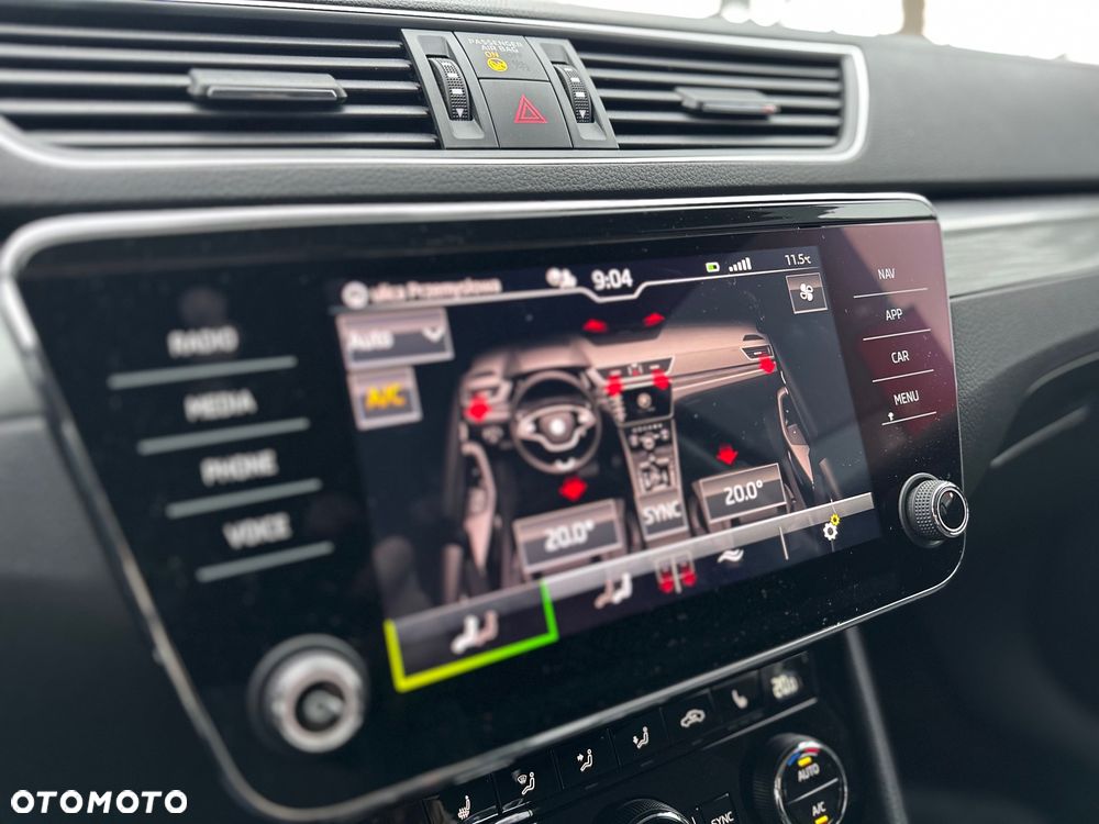 Skoda Superb 1.5 TSI Style DSG - 25