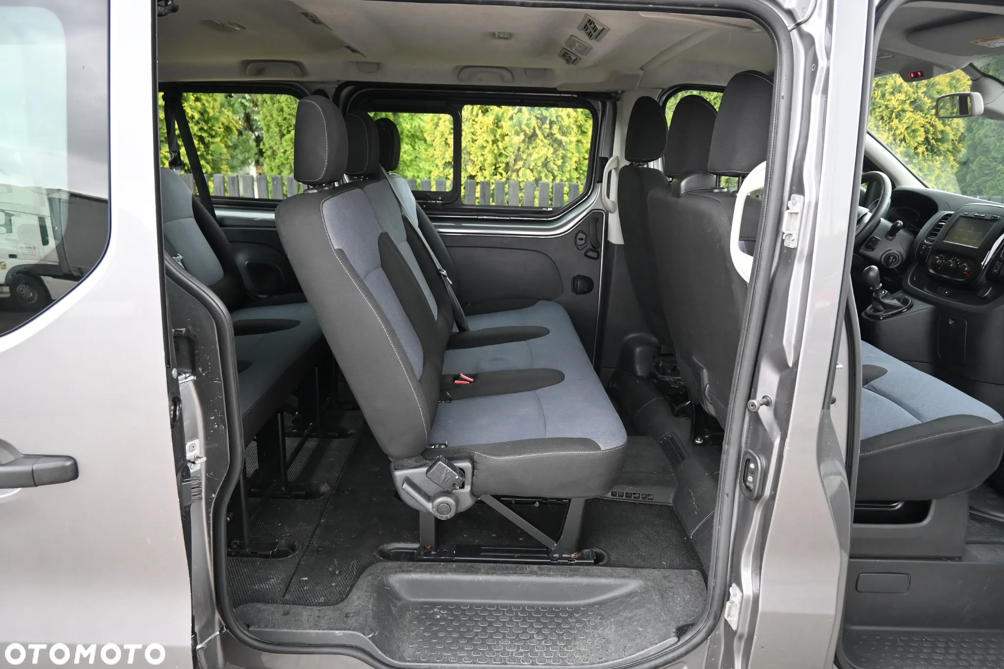Opel Vivaro L2H1 2,9t Edition - 28