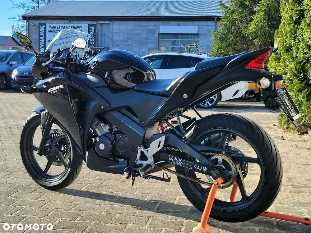 Honda CBR - 8