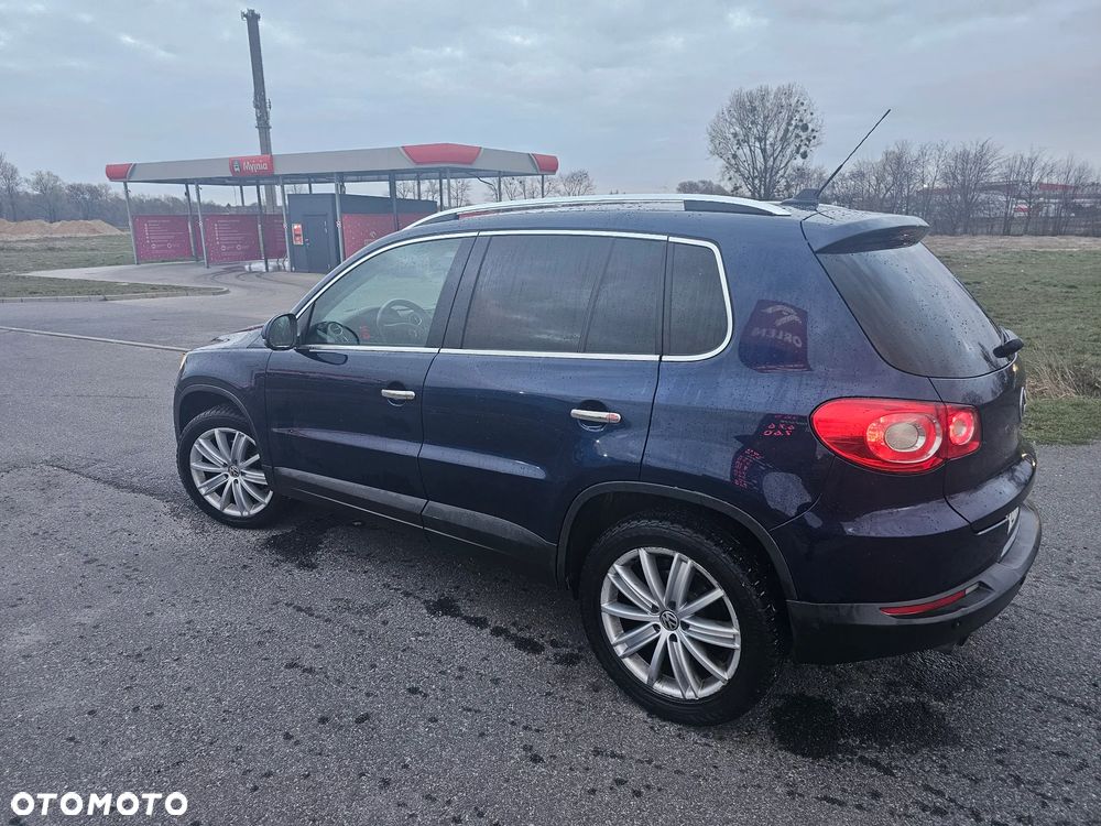Volkswagen Tiguan - 5