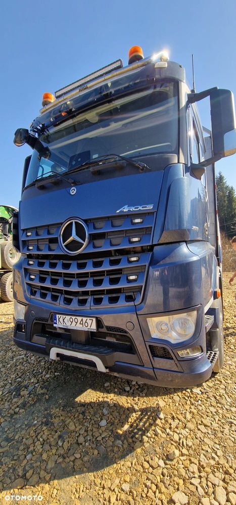Mercedes-Benz Arocs - 23