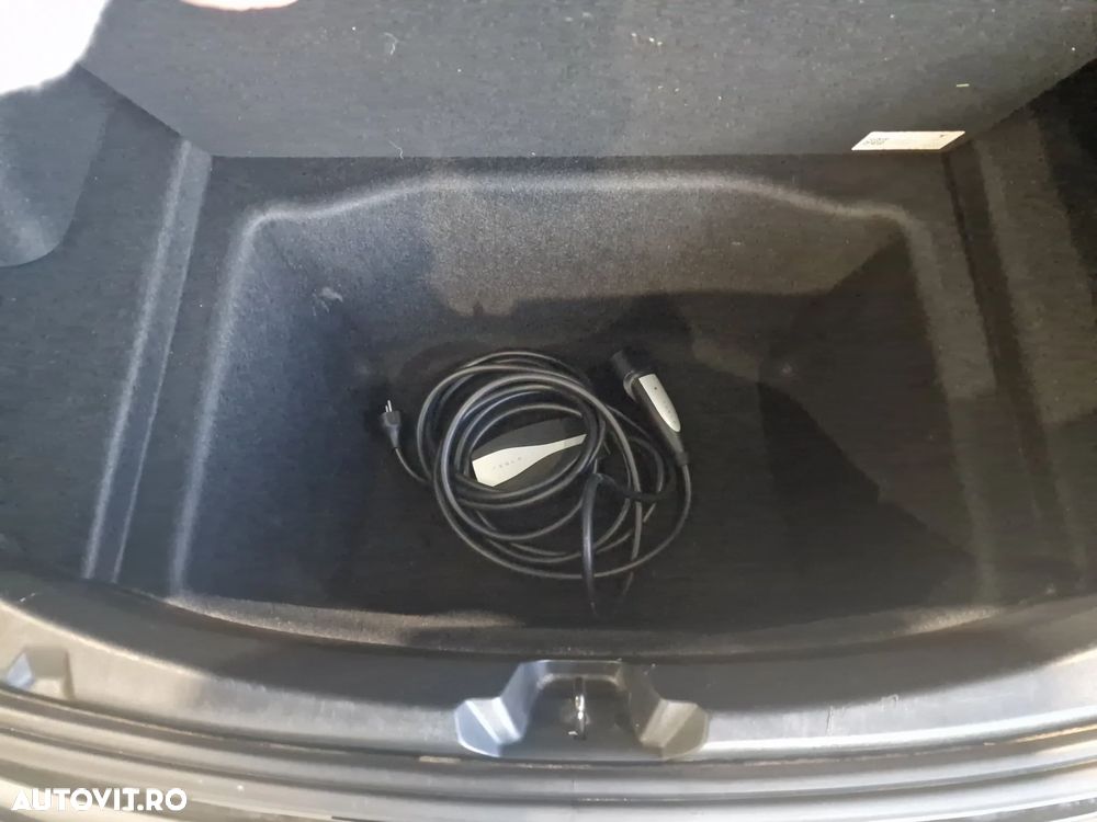 Tesla Model 3 Langstreckenbatterie Allradantrieb Dual Motor - 24