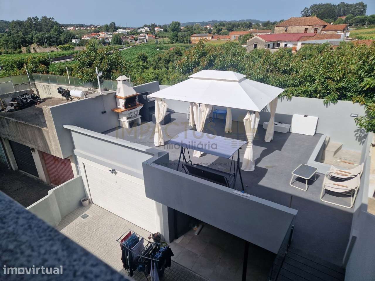Moradia T3+T1 renovados - Grande imagem: 2/24
