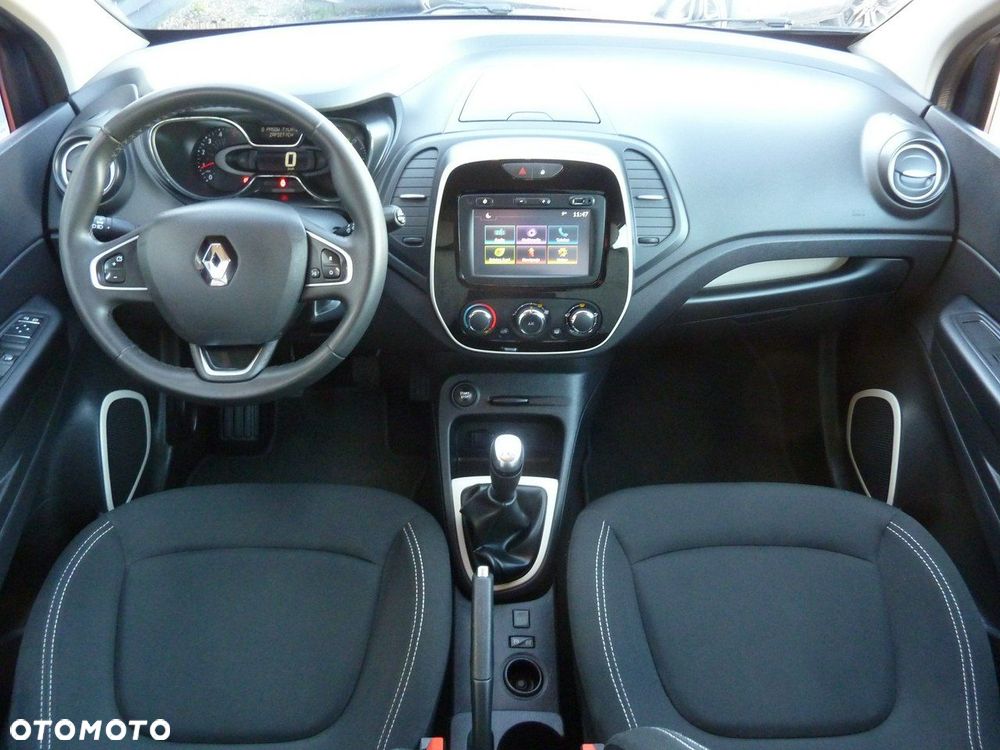 Renault Captur - 19
