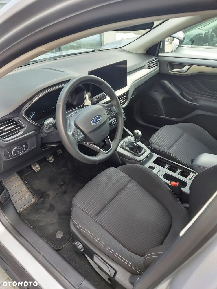 Ford Focus 1.0 EcoBoost Titanium - 9