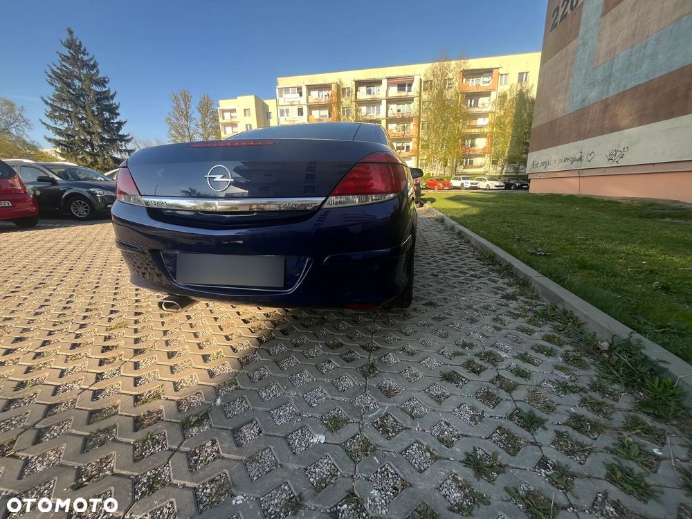 Opel Astra 2.0 Turbo Cosmo - 5