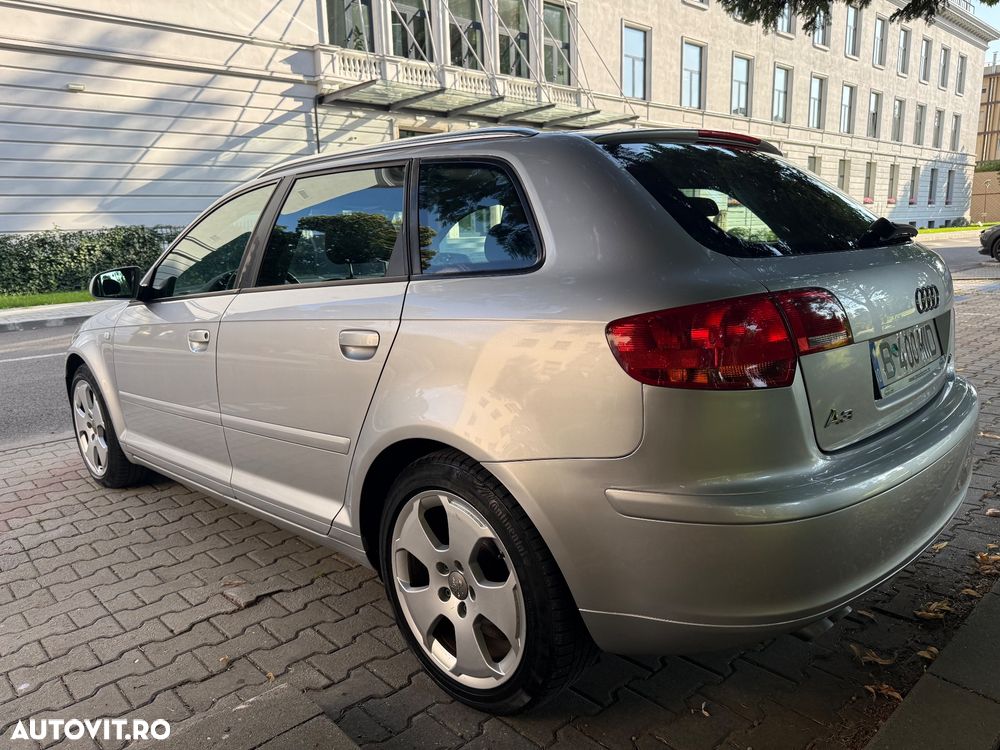 Audi A3 Sportback - 3
