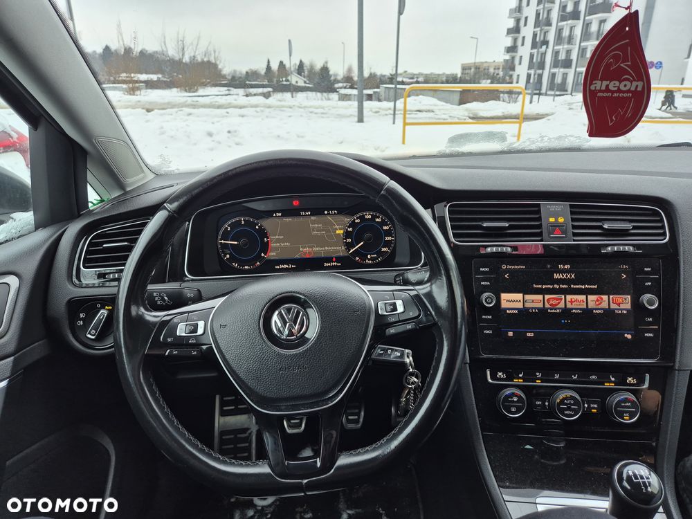 Volkswagen Golf 1.6 TDI Join - 9