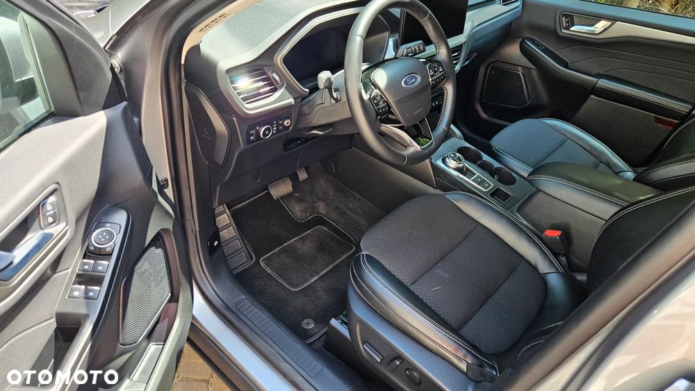 Ford Kuga - 30