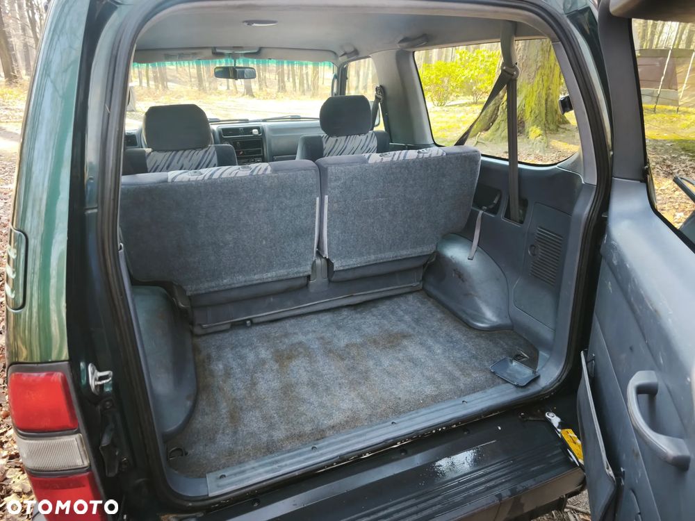 Toyota Land Cruiser KJ70 - 17