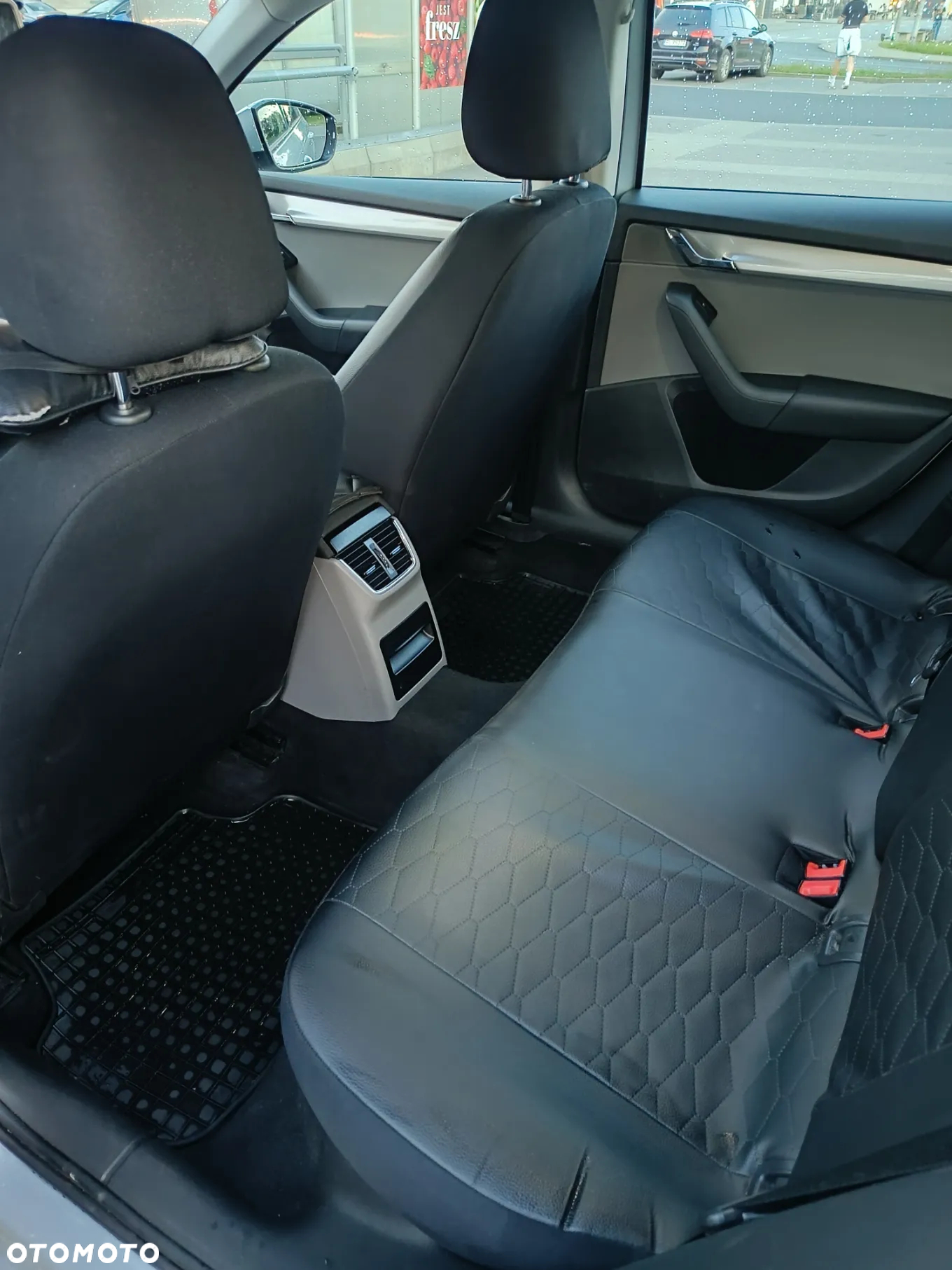 Skoda Octavia 1.8 TSI Ambition DSG - 14