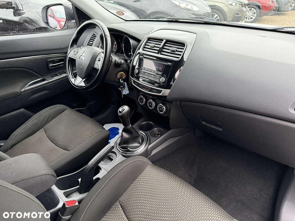 Mitsubishi ASX 1.6 2WD Plus - 14