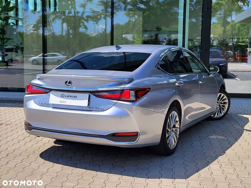Lexus ES - 14