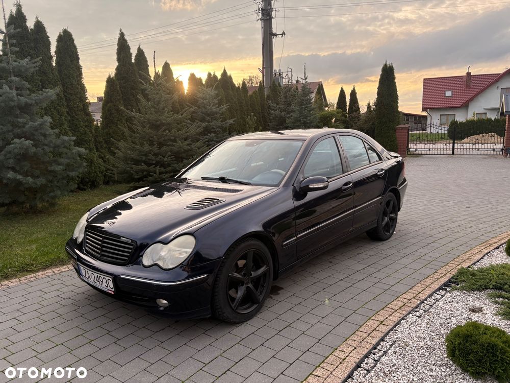 Mercedes-Benz Klasa C - 2