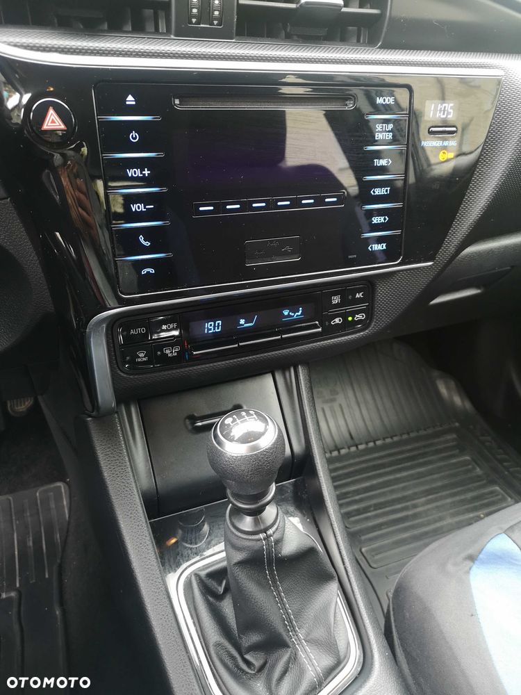Toyota Auris - 6
