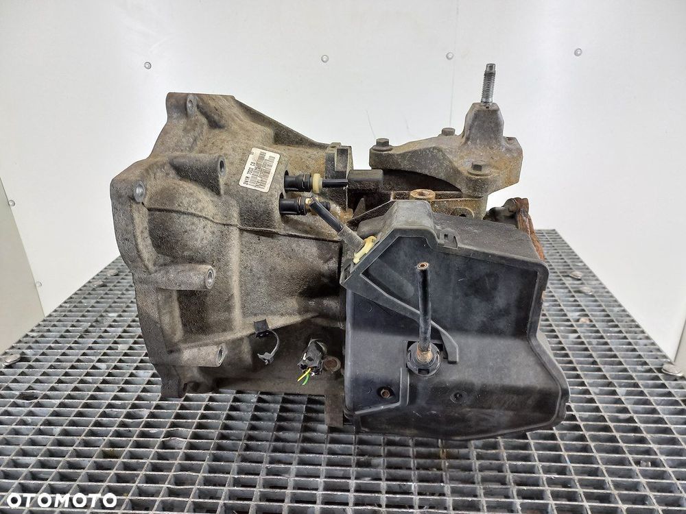 SKRZYNIA BIEGÓW MANUALNA MAZDA 2 I 2N1R7002CB 1.4 16V - 1