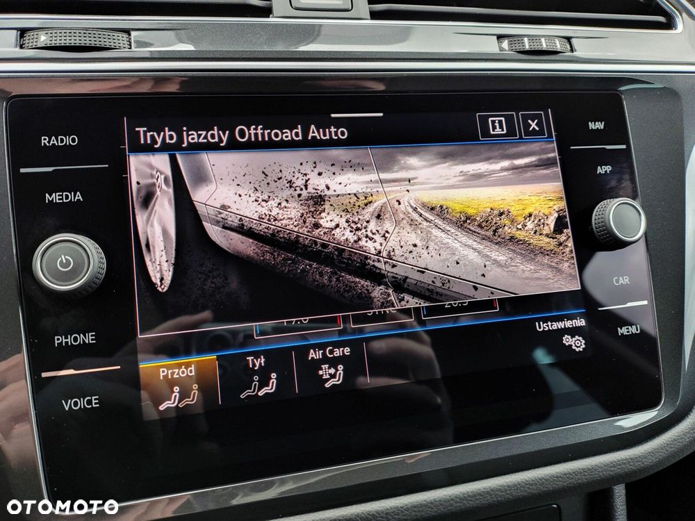 Volkswagen Tiguan 2.0 TSI 4Mot Life DSG - 28