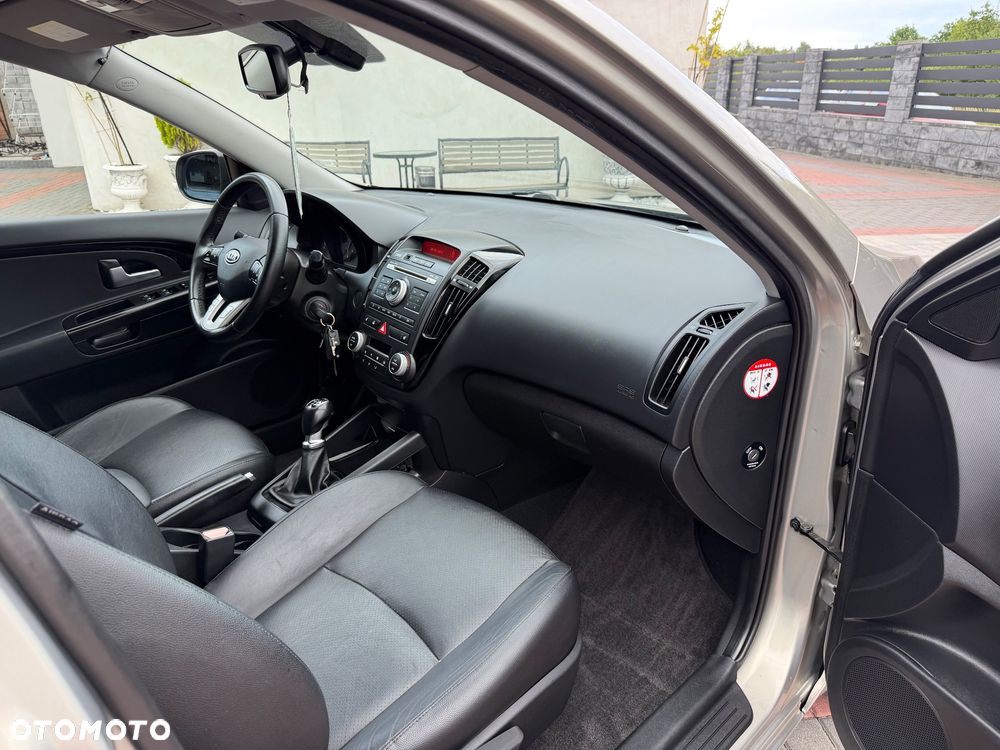 Kia Ceed 1.6 Optimum + - 17