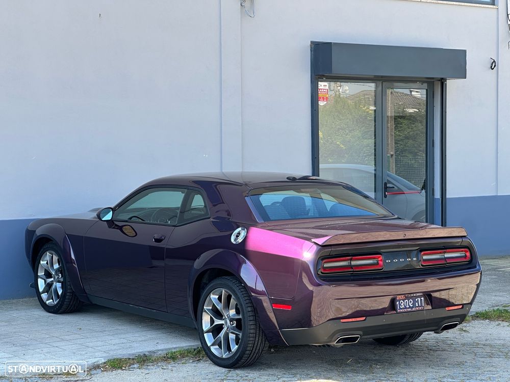 Dodge Challenger - 3