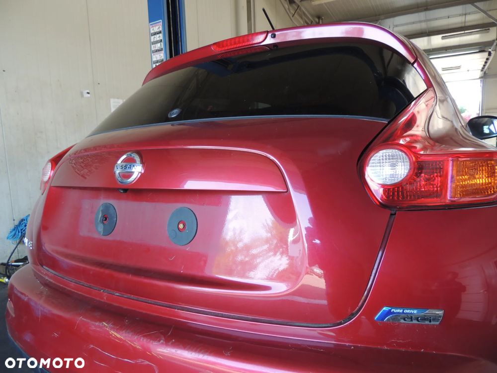 Nissana Juke I F15 Lampa prawy tył