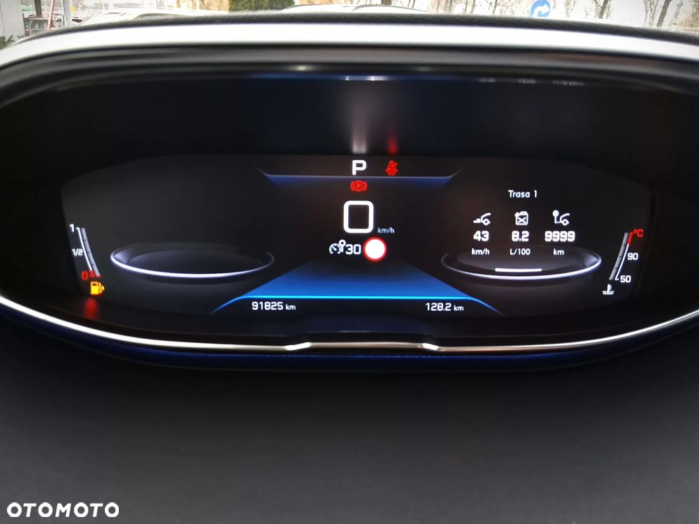 Peugeot 3008 1.2 PureTech Allure S&S EAT8 - 10