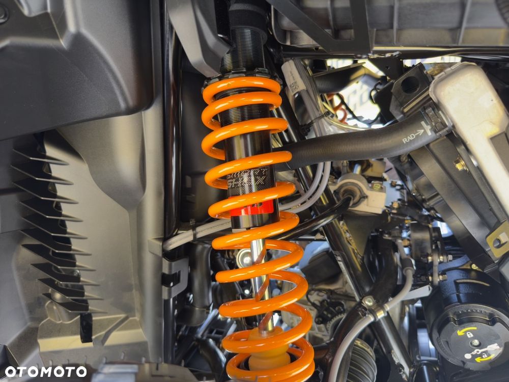 Can-Am Outlander - 8