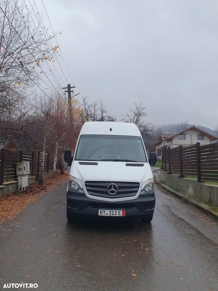 Mercedes-Benz Sprinter - 1