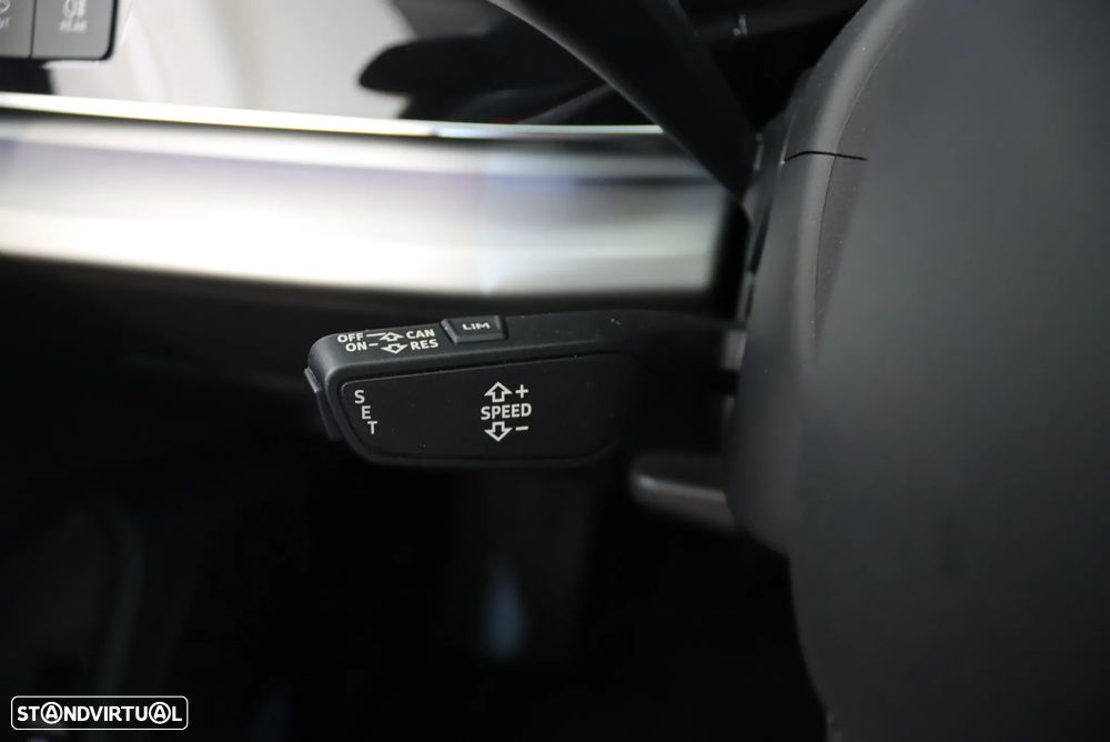Audi Q8 - 12