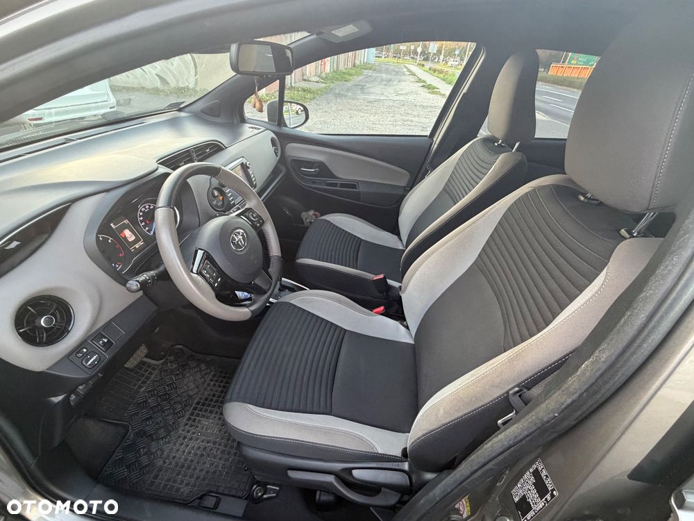 Toyota Yaris - 9