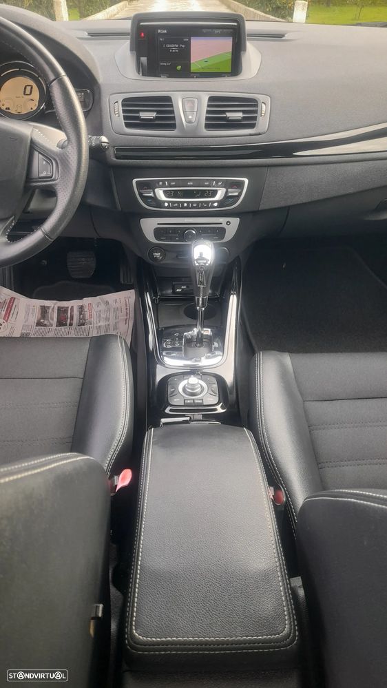 Renault Mégane Sport Tourer 1.5 dCi Bose Edition EDC J18 - 26