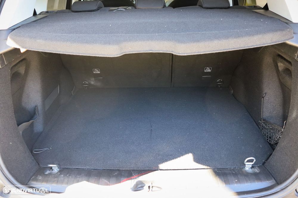 Peugeot 2008 1.2 PureTech Style - 17