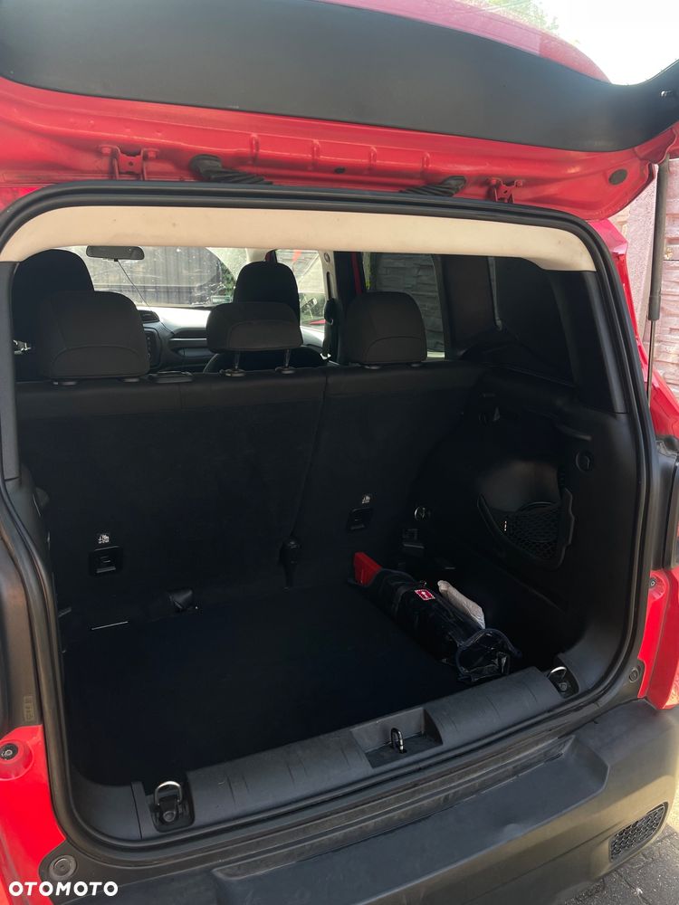 Jeep Renegade 1.6 E-TorQ Sport FWD - 10