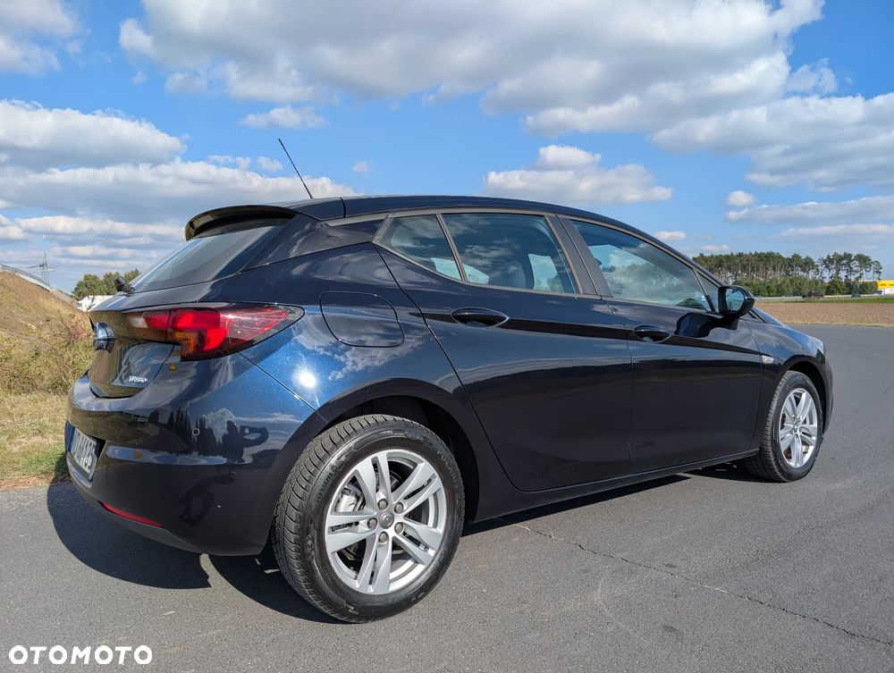 Opel Astra V 1.4 T Dynamic - 12