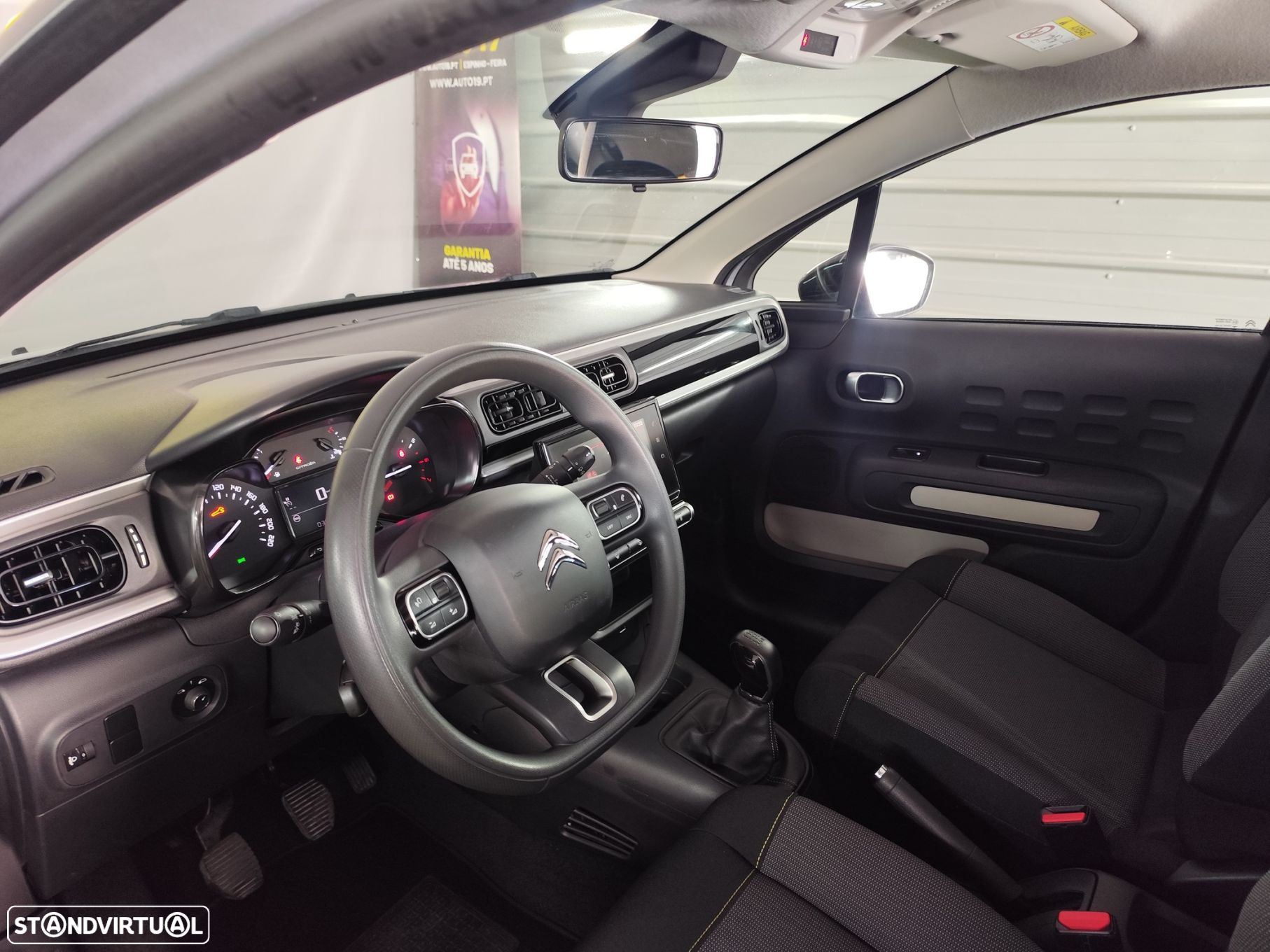 Citroën C3 Pure Tech S&S Shine - 20